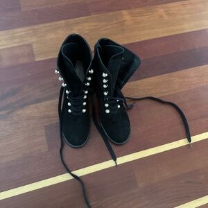 Stuart Weitzman Ivey lace-up boots